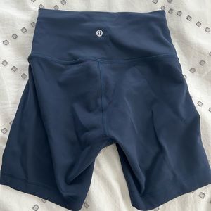 Size 4 lululemon winder under shorts